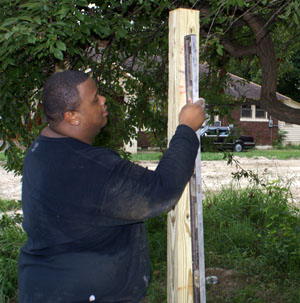 Leveling off fence post  image Left4